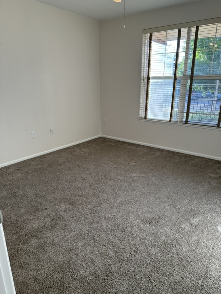 Guest bedroom, the original photo